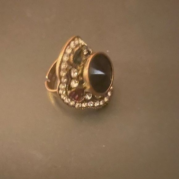CUTE BLACK BEJEWELED GOTH RING - Picture 3 of 4